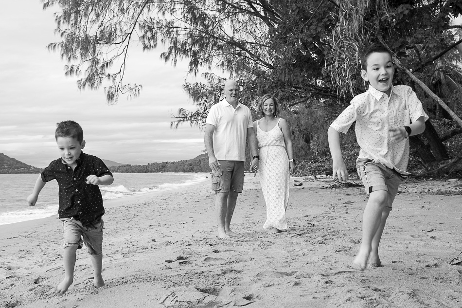 Palm Cove family photography session near Cairns